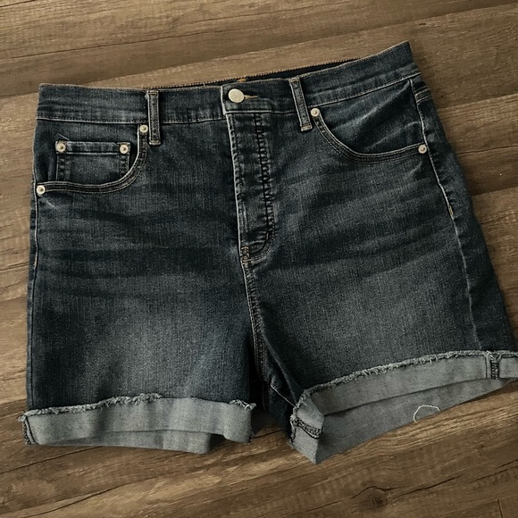 Jessica Simpson Dark Denim Jean Shorts - Picture 1 of 3